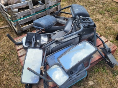 Quantity of Various Truck Mirrors