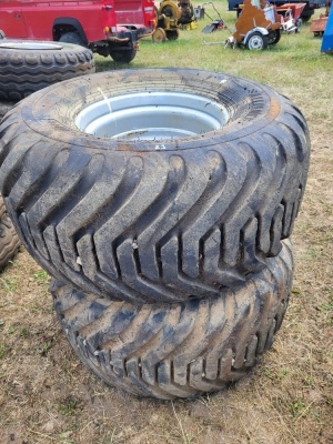 2x 550/60-22.5 Wheels & Tyres