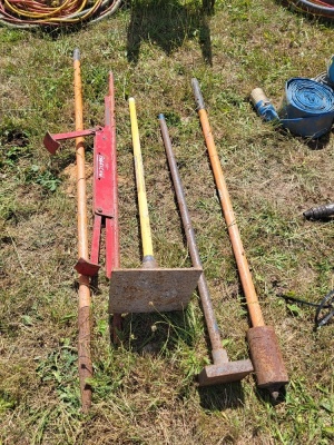 Quantity of Tools inc: Flag Lifter