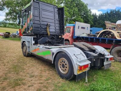 2001 Renault  440 DXI Magnum 4x2 Tractor Unit - 3