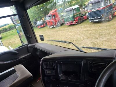 2001 Renault  440 DXI Magnum 4x2 Tractor Unit - 9