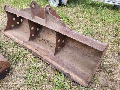 5ft Digging Bucket - 45mm Pins