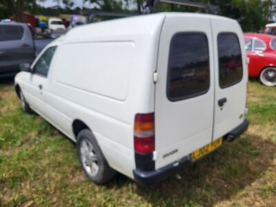 2002 Ford Escort Diesel Van - 3