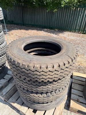 4x 10 R22.5 Tyres