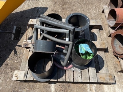 Quantity of Metal Pipe Fittings