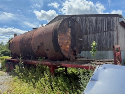 Triaxle Tar Tank