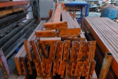 Qty of Pallet Racking Cross Members - 3