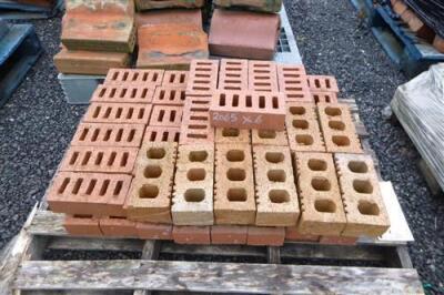 6 x Pallets of Unused + Reclaimed Bricks + Capstones - 2