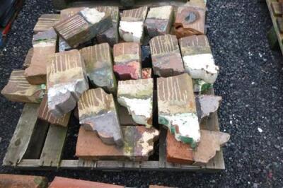 6 x Pallets of Unused + Reclaimed Bricks + Capstones - 6