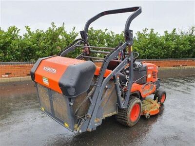 2018 Kubota G26-11 Twin Cut Tractor Mower - 2