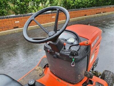 2018 Kubota G26-11 Twin Cut Tractor Mower - 22