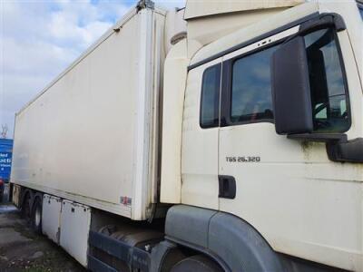 2010 MAN TGS 26 320 6x2 Chassis Cab - 12