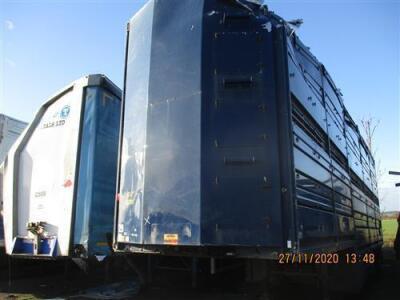 2006 Houghton Triaxle Livestock Trailer