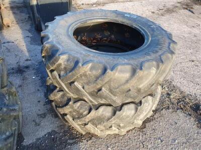 4 x John Deere Rims + Tyres - 7