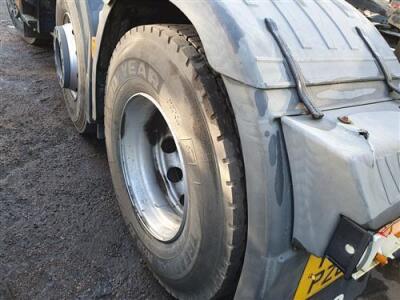 2013 Iveco 6x2 Tractor Unit - 13