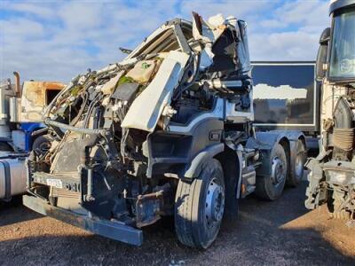 2013 Iveco 6x2 Tractor Unit - 17