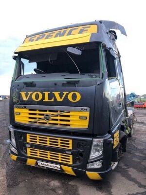 2014 Volvo FH 6x2 Tag Axle Tractor Unit - 2