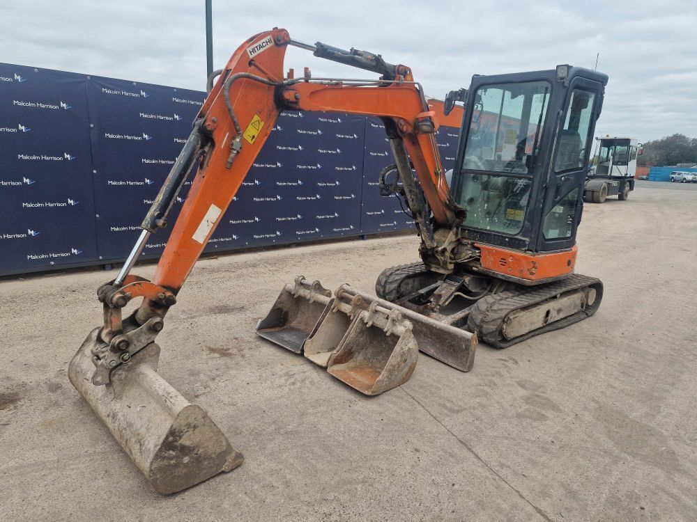 2015 Hitachi ZX33U-5A CLR Excavator | Malcolm Harrison