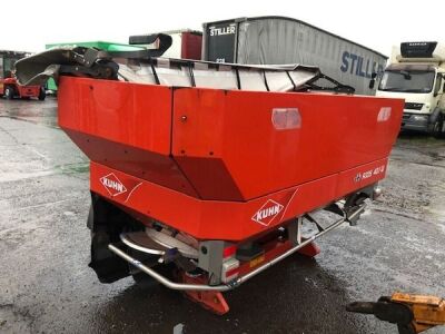 2011 Kuhn Axis 40.1 W Spreader - 2