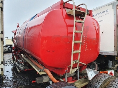 2010 DAF 6x4 Fuel Tanker - 17