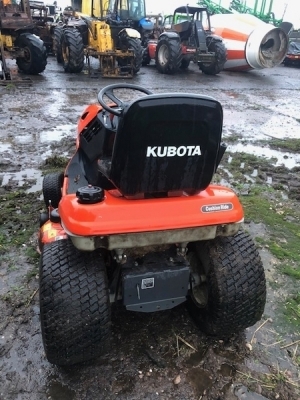 Kubota T1880 Ride on Mower - 3