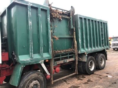 2008 Volvo FM 8x4 Side Loader Refuse Vehicle - 5