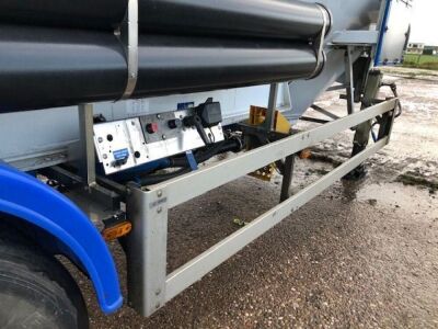 2011 Feldbinder 40³ 3 Pot Triaxle Tanker Trailer - 4