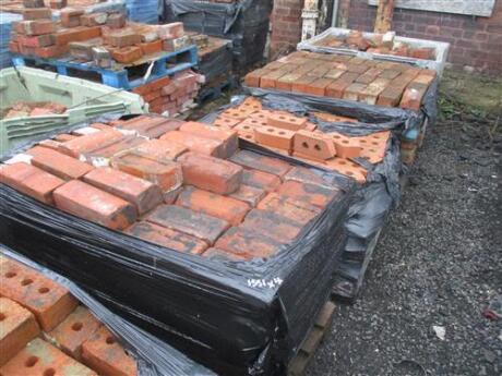 4 x Pallets of Reclaimed Bricks 