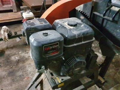 Rock Drawbar Circular Saw, Petrol Engine - 3