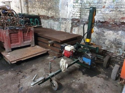 Petrol / Hydraulic Log Splitter