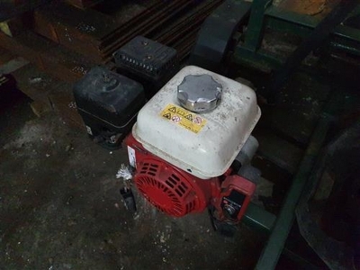 Petrol / Hydraulic Log Splitter - 5