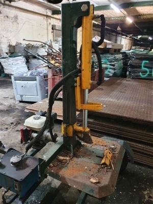 Petrol / Hydraulic Log Splitter - 7
