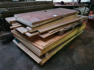 Qty of Misc Timber inc Chip Board