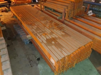 Qty of Pallet Racking Cross Members - 4