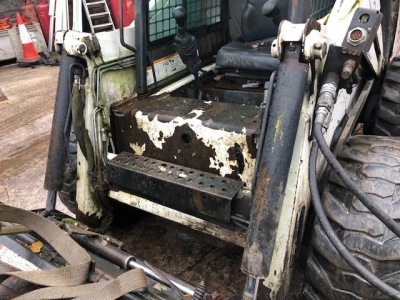 2001 Bobcat 873H Skid Steer - 10