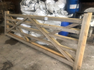 2 x 5 Barred Gates