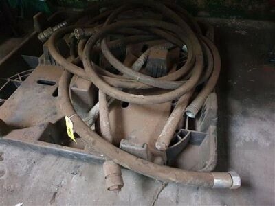 Qty of Hydraulic Hoses, Rollers, Pins - 2