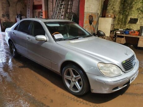 2003 Mercedes S320L 4 Door Car