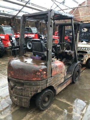 Toyota 62-6FDF25 Diesel Forklift - 4