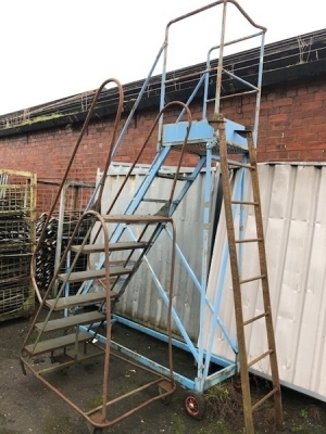 2 x Platform Steps + Steel Ladder