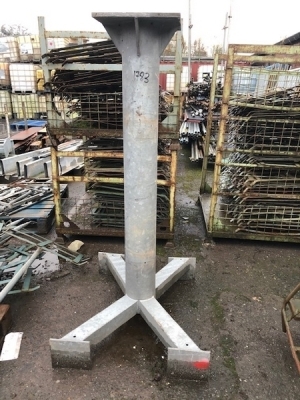 Galvanised Steel Support Column