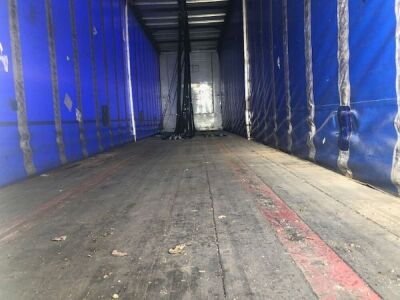 2001 M+G Triaxle Curtainside Trailer - 10