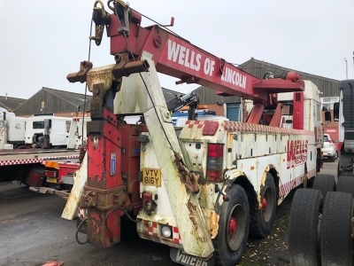 1982 VOLVO F12 6x4 120 ton Heavy Underlift Rotator - 4