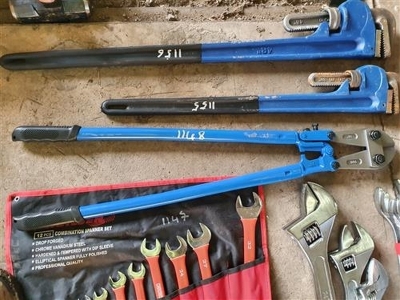 36 Inch Bolt Cutters