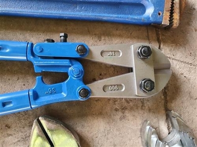 36 Inch Bolt Cutters - 2