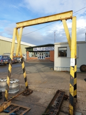 Portable Steel Gantry 