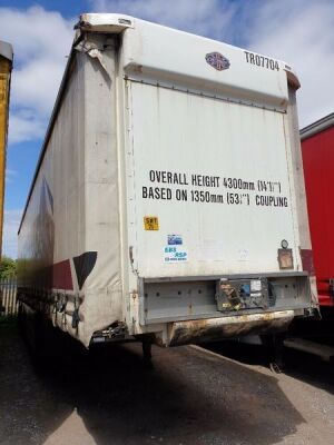 2003 Cartwright Triaxle Curtainside Trailer - 2