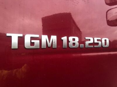 2014 MAN TGM 18 250 4x2 Curtainsider - 13