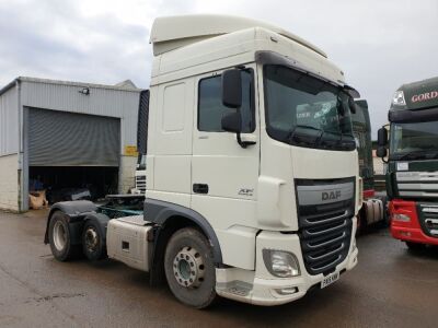 2015 DAF XF 460 6x2 Mini Midlift Trator Unit