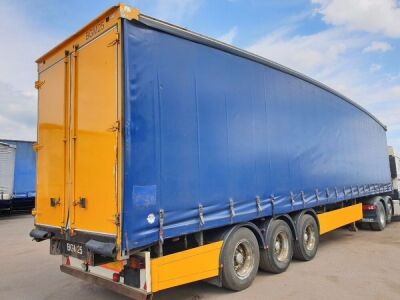 2004 SDC Triaxle Curtainside Trailer - 4